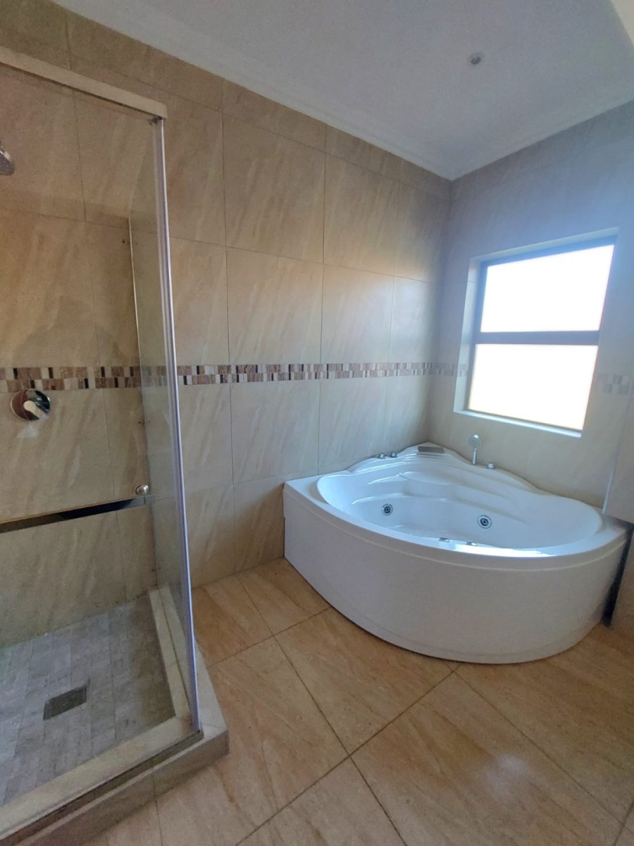 To Let 3 Bedroom Property for Rent in La Camargue Private Country Estate North West